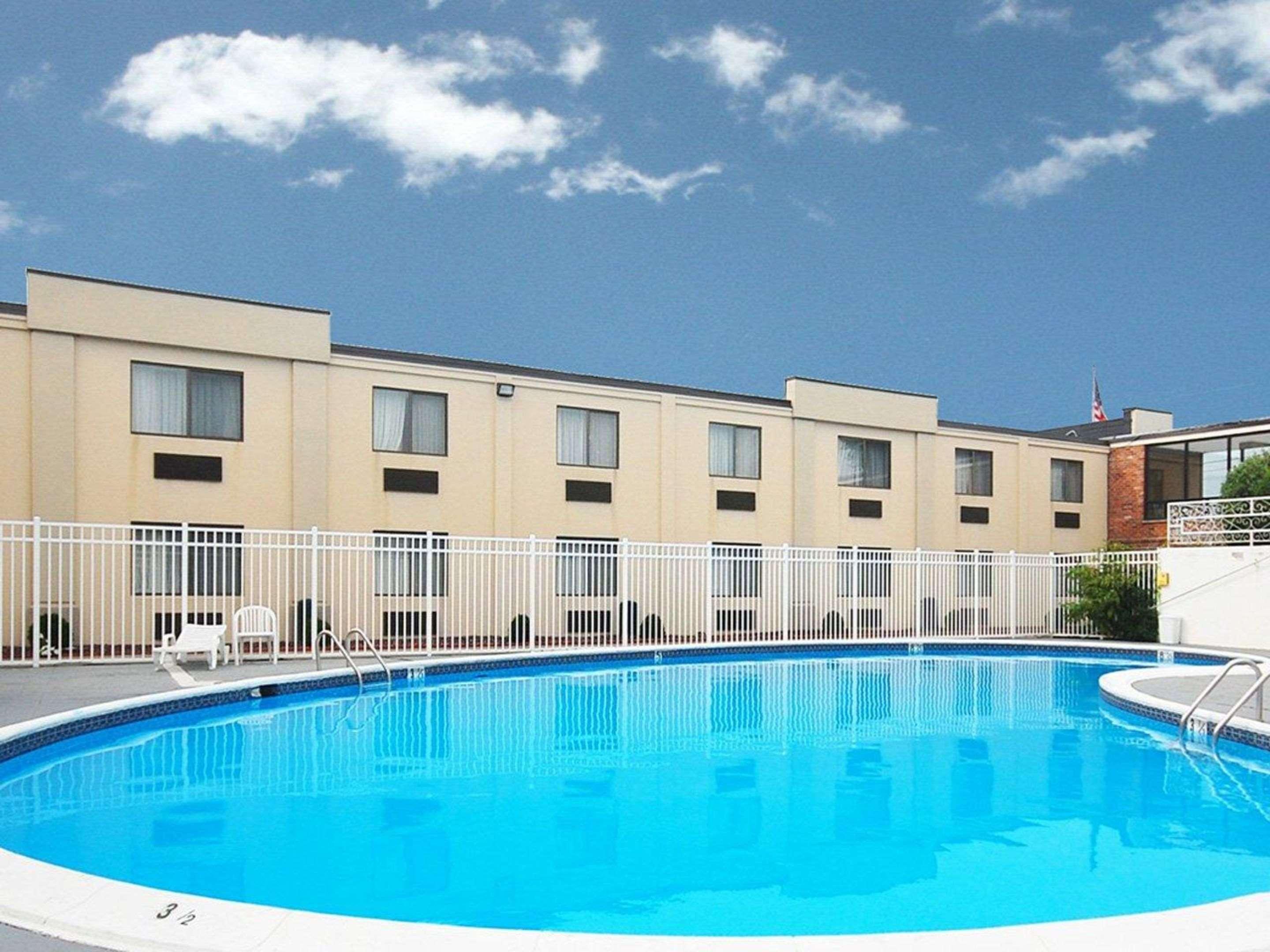 Quality Inn Seekonk-Providence Екстериор снимка