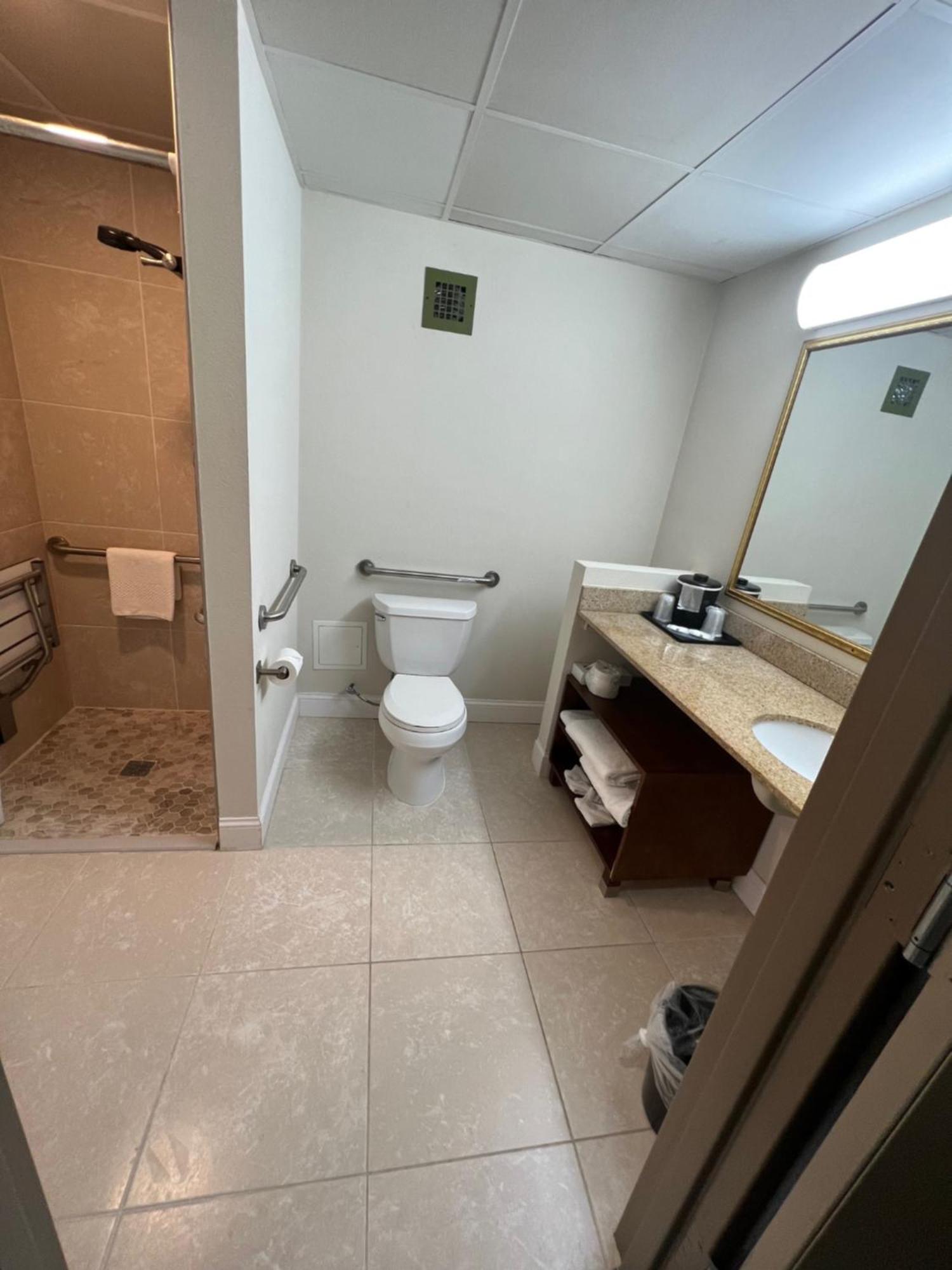 Quality Inn Seekonk-Providence Екстериор снимка