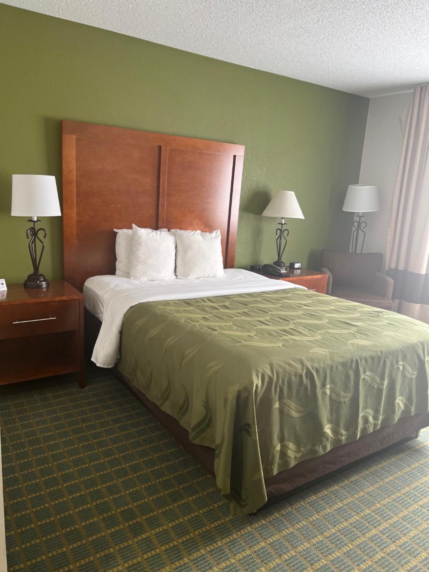 Quality Inn Seekonk-Providence Екстериор снимка